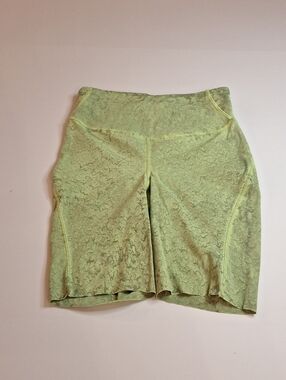 #171 LULULEMON  Biker Shorts size 4
